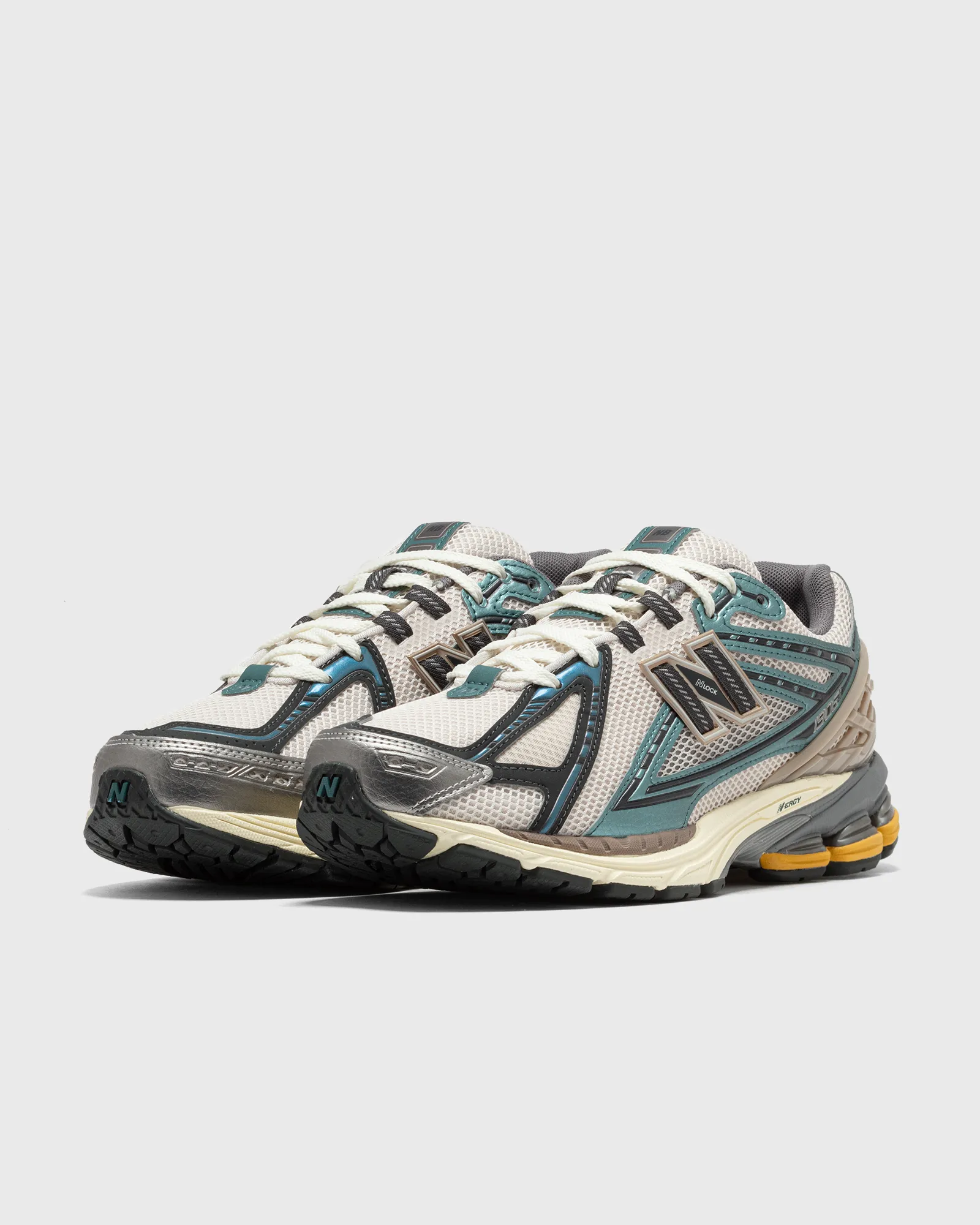 New Balance 1906