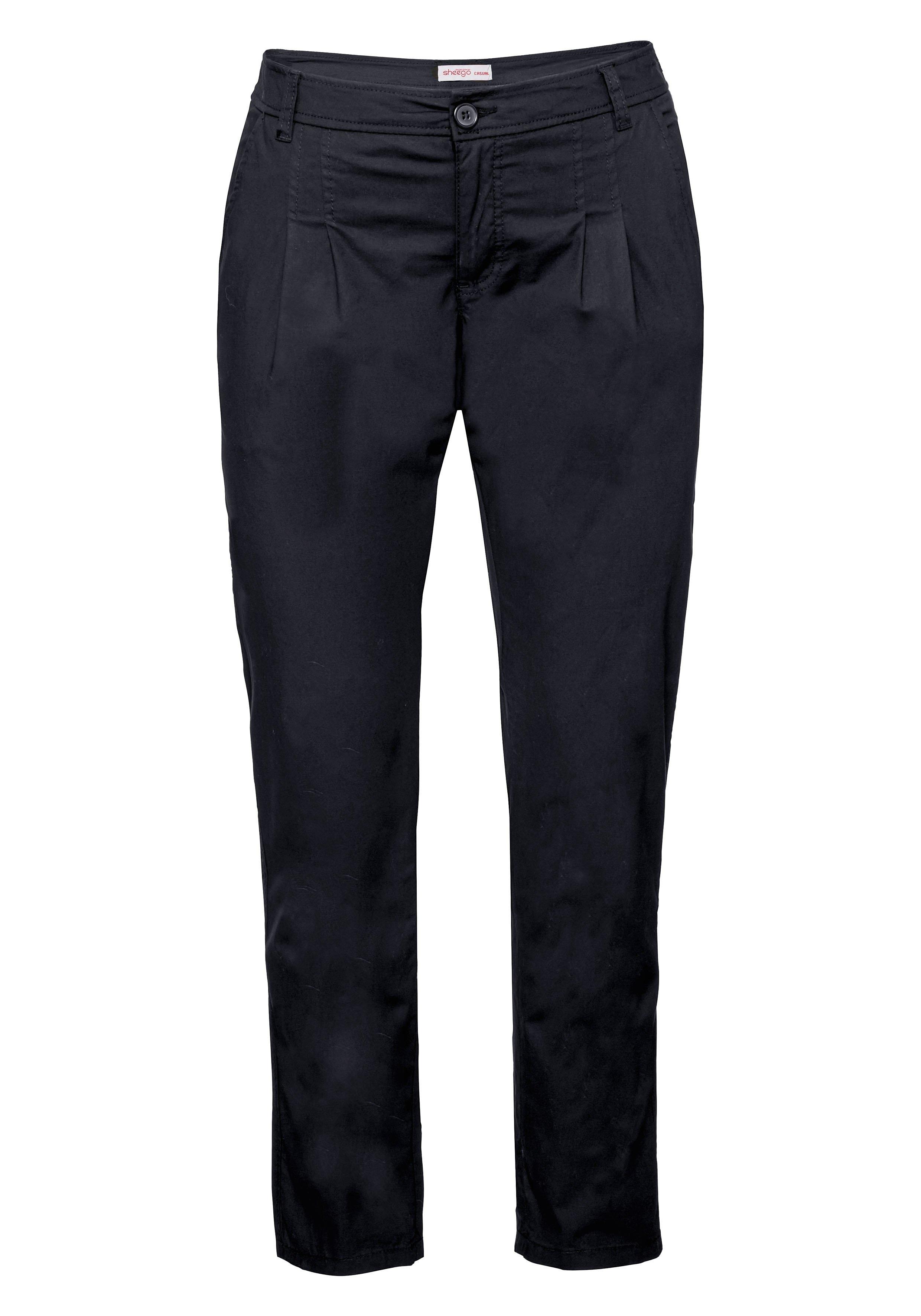 Schmal zulaufende Chinohose mit Bundfalten
