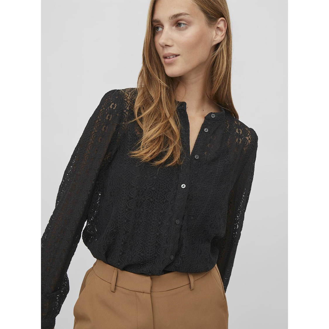 VILA<br>Camisa de renda
