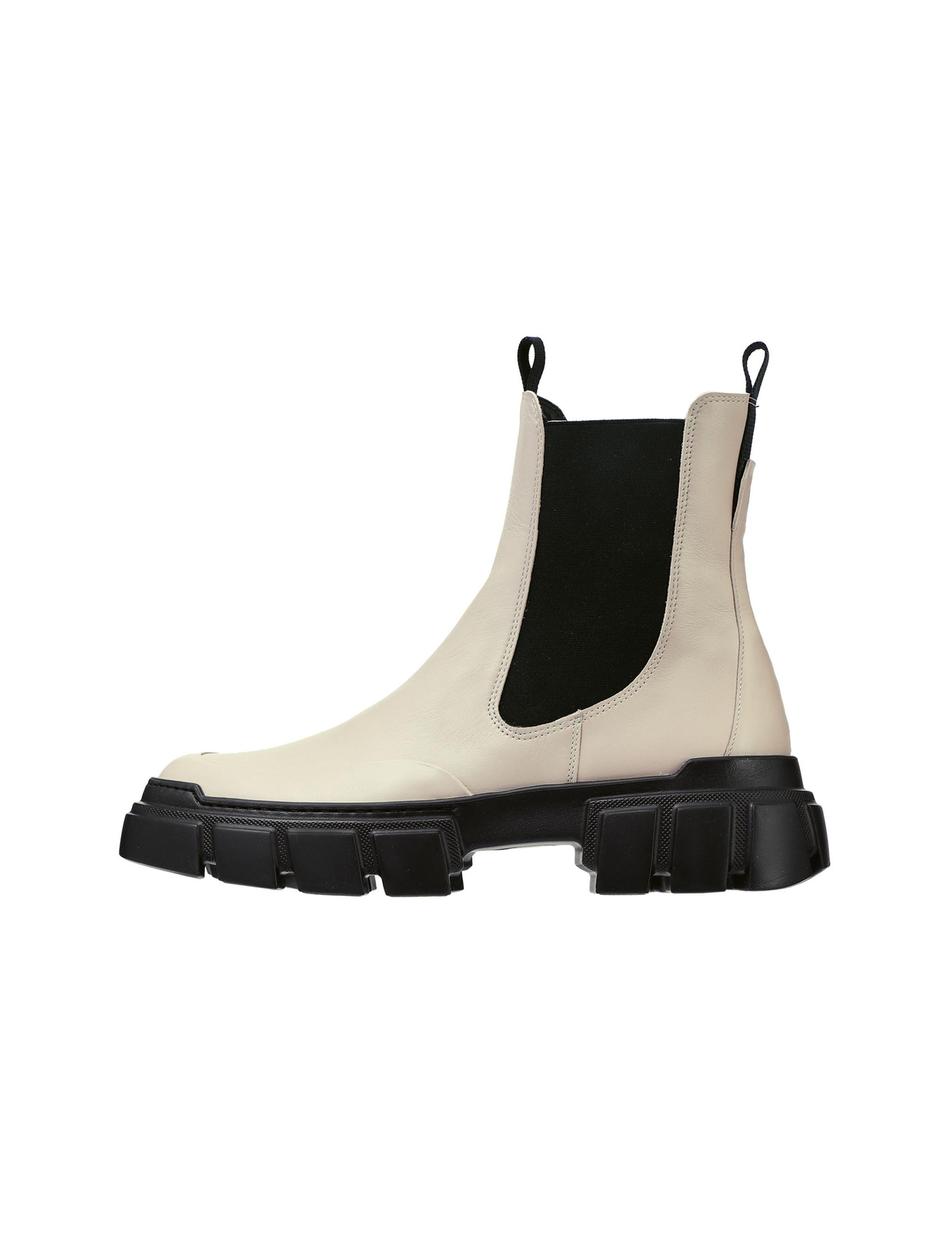 STIEFELETTEN ADVENTURE
