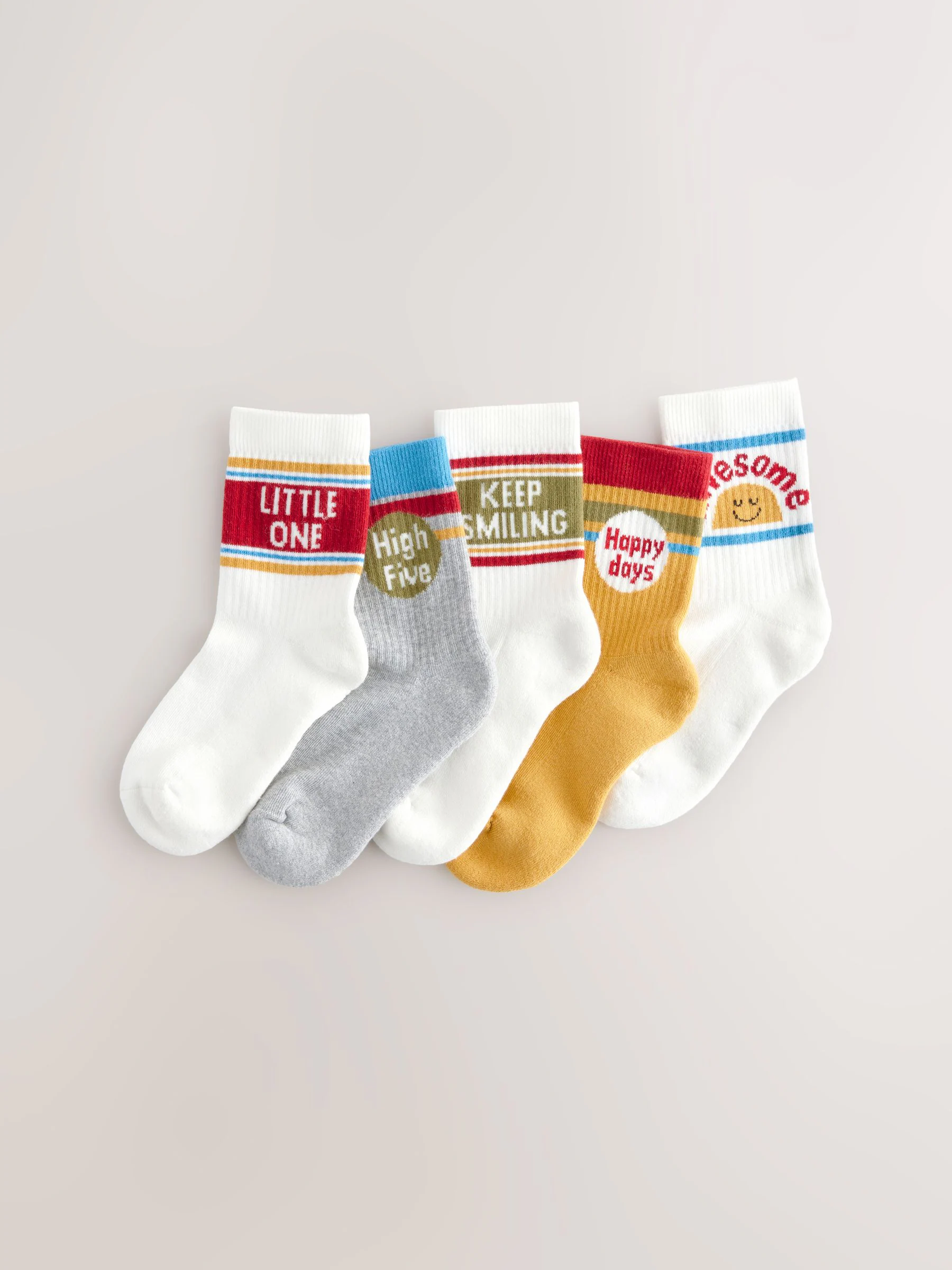 Ecru/mosterd/rood retro slogan - Verpakking van 5 paar sokken met rijke print