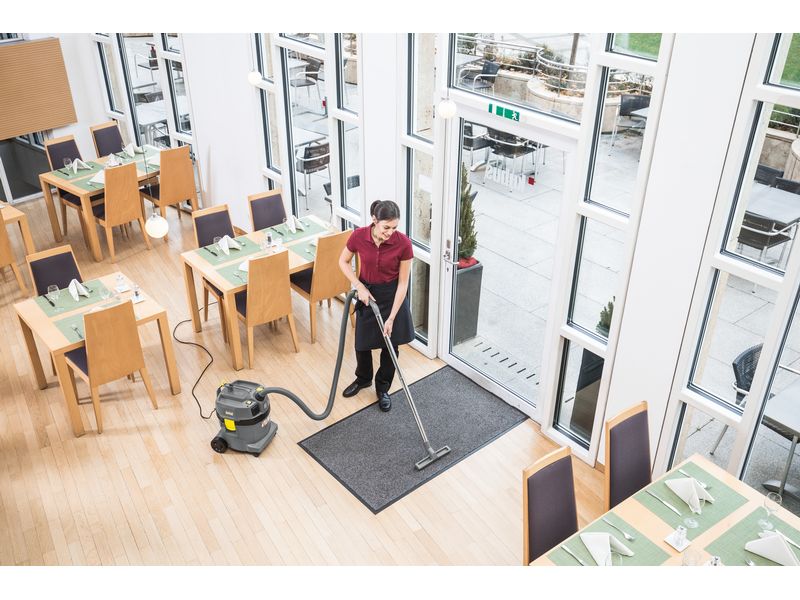 Kärcher Professional Nass-/Trockensauger  NT 22/1 Ap L, 130 Handliches und gleichzeitig ungemein kraftvolles Nass-/Trockensauger-Einstiegsgerät
