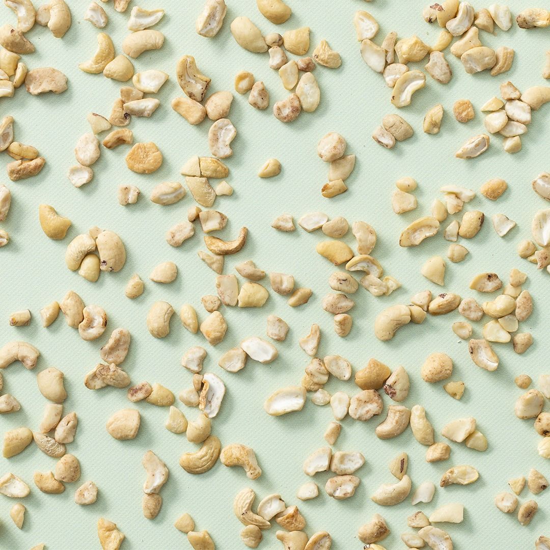 Cashew stukjes ongebrand
