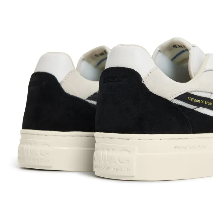 Stepney Workers Club Baskets Pearl S-Strike | Blanc