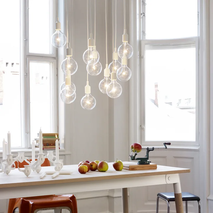 Muuto - Socket E27 LED-Pendelleuchte, dunkelgrün