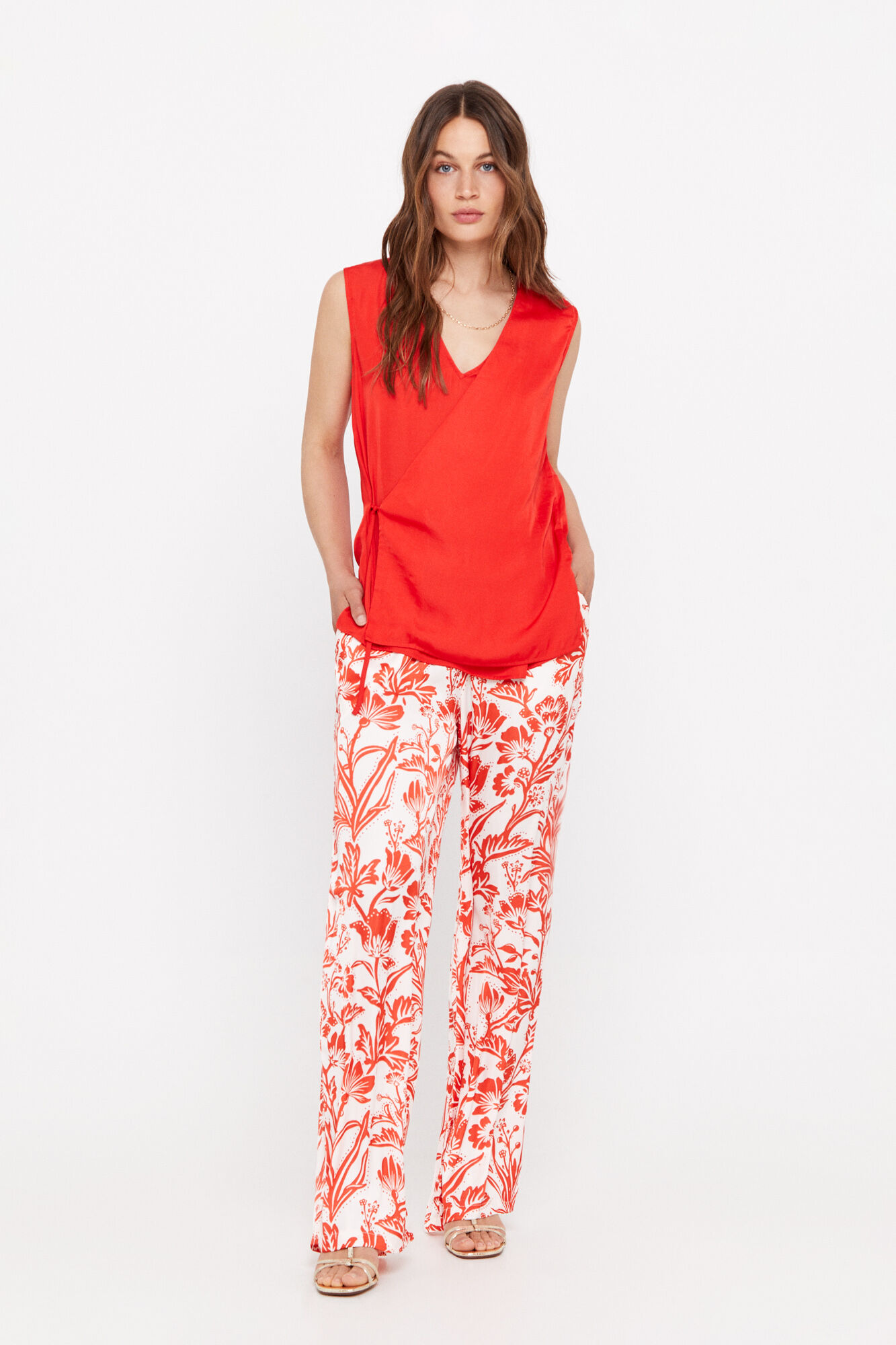 Blusa de cetim cruzada - Vermelha