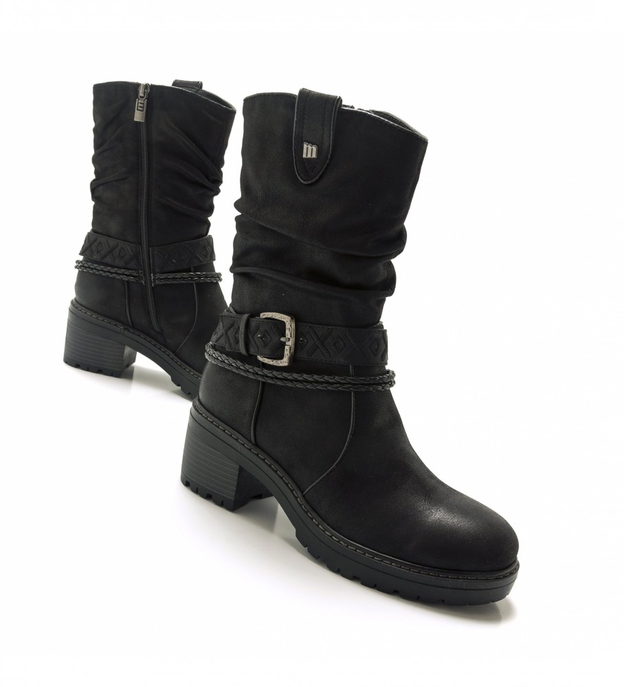 Botas pretas estilo boho Mustang