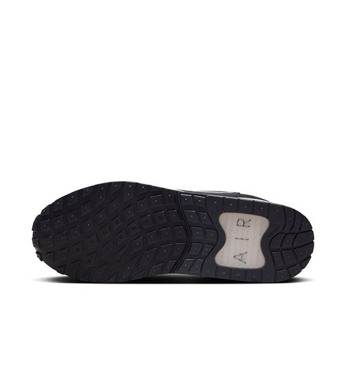 Nike Men Air Max Solo Sneakers