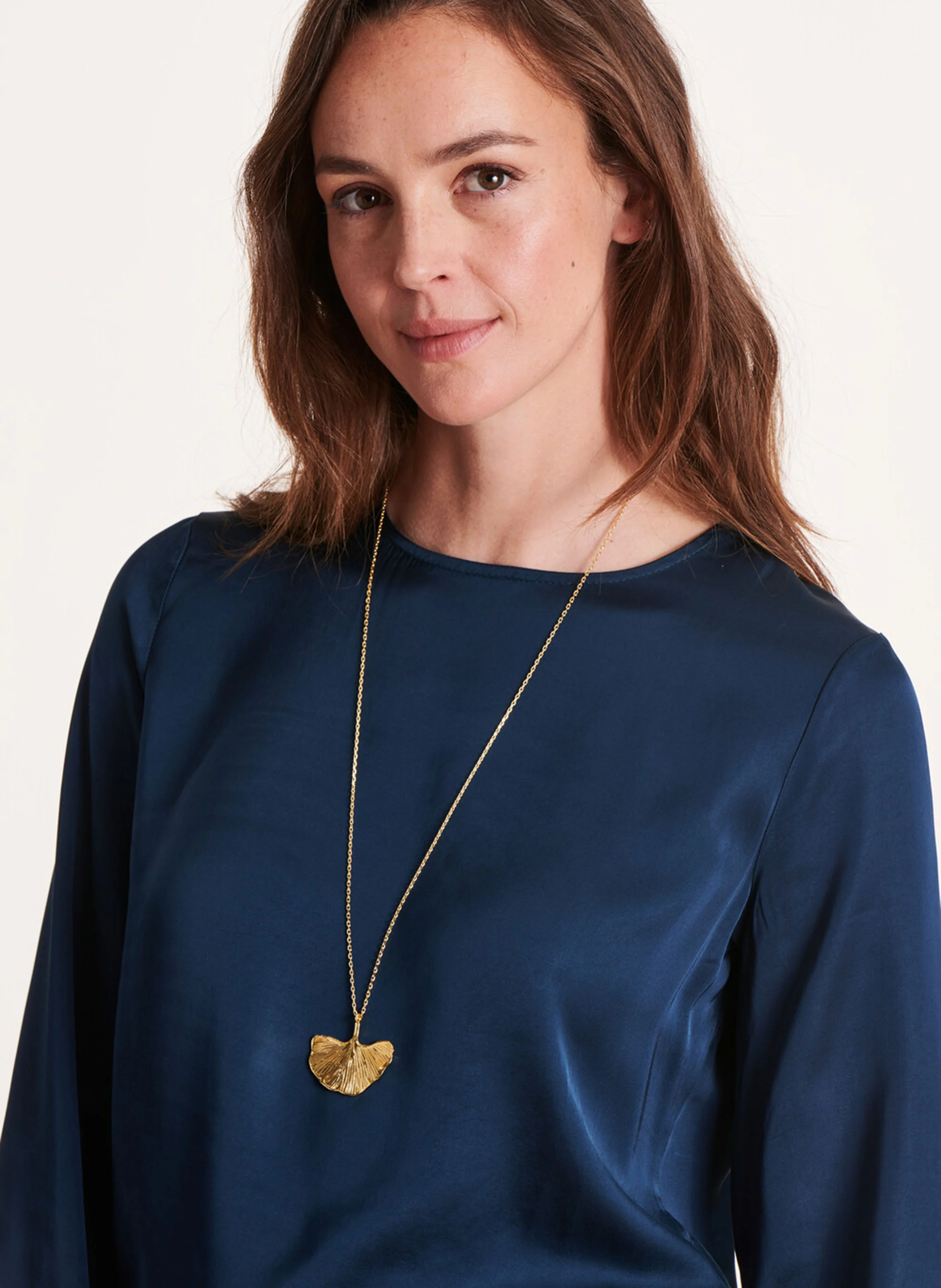 Collier sautoir en laiton doré | Jaune