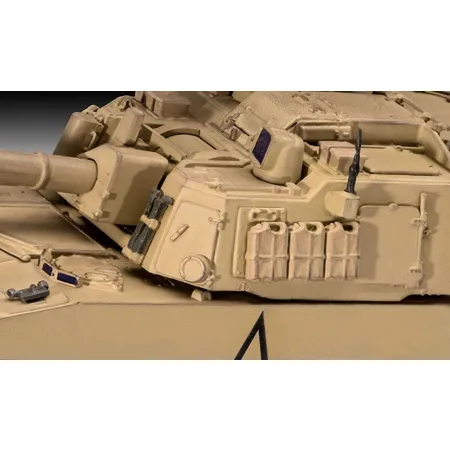 Revell Panzer M109A6