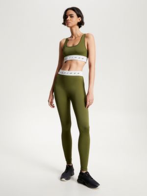 Calça legging esportiva de comprimento total e corte justo.