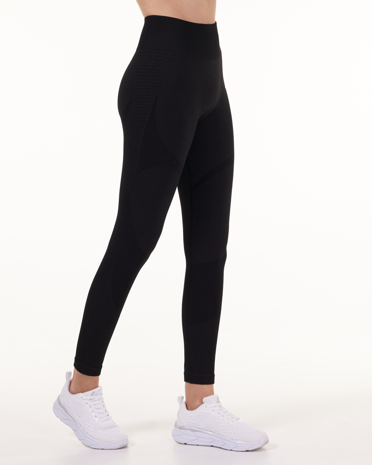 LEVITY Solar Seamless Tights Black 22