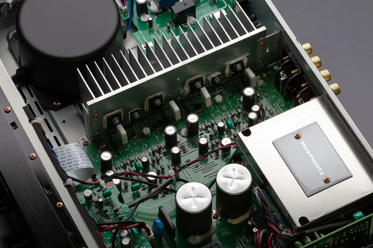 Marantz PM-6007 Silver Gold Amplis hi-fi stéréo