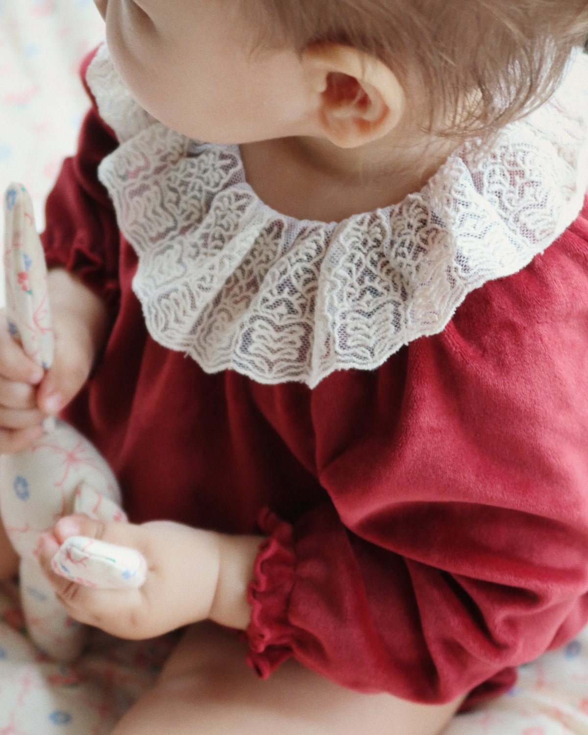 Romper Body med vid krage – Fløyel | Venola Romper