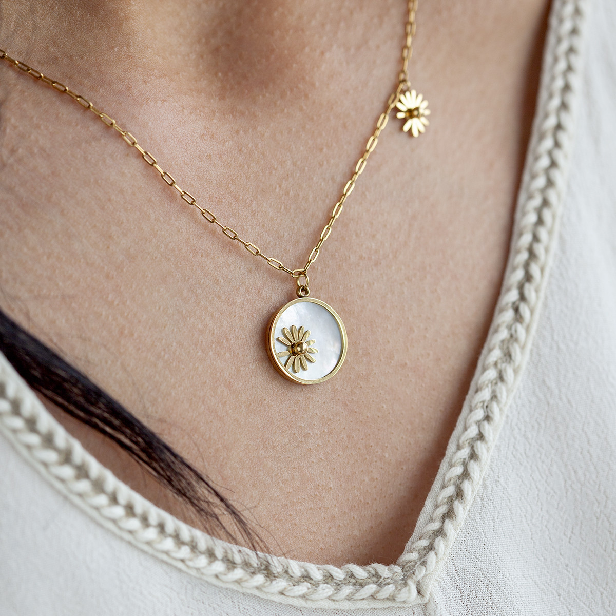 Collier acier jaune nacre 45 cm