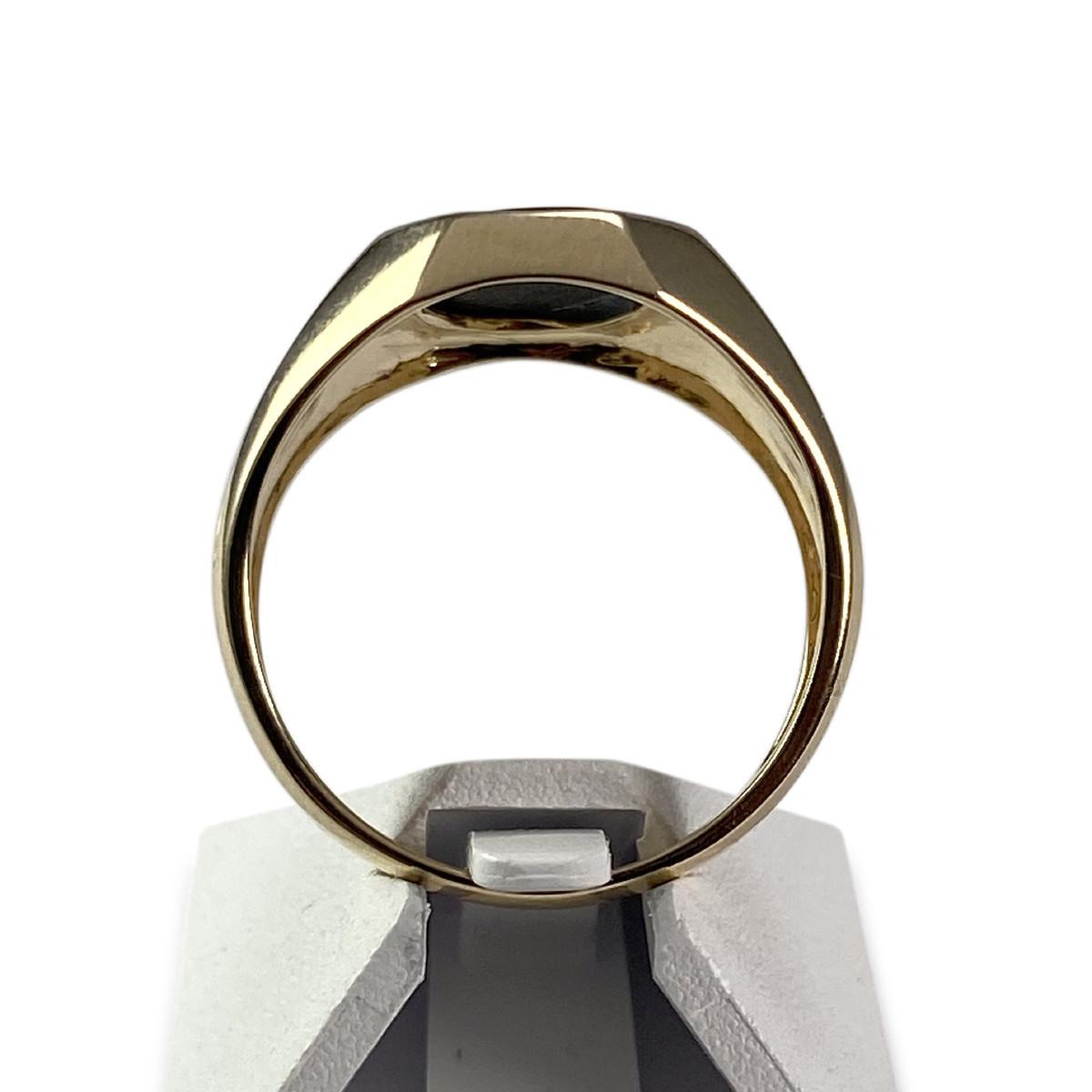 Bague d'occasion or 375 jaune ovale onyx noir