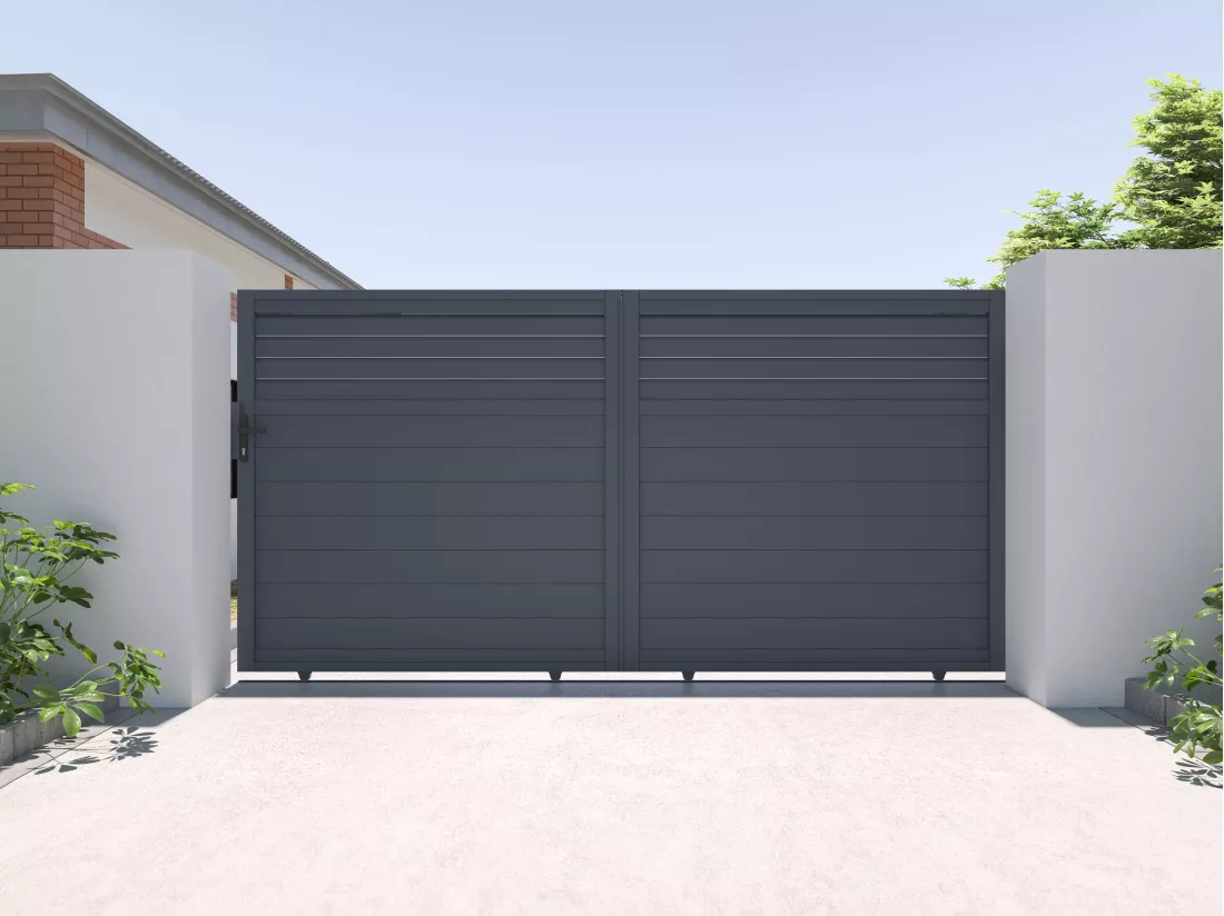 Portail électrique coulissant aluminium persienné L374 x H180 cm anthracite - VIAZO