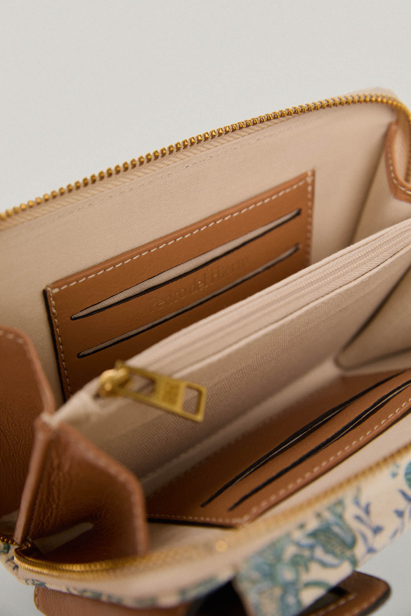 Bolsa para celular em lona e couro com estampa náutica - Azul