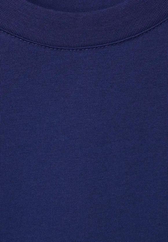 Basic T-Shirt in Unifarbe - true blue