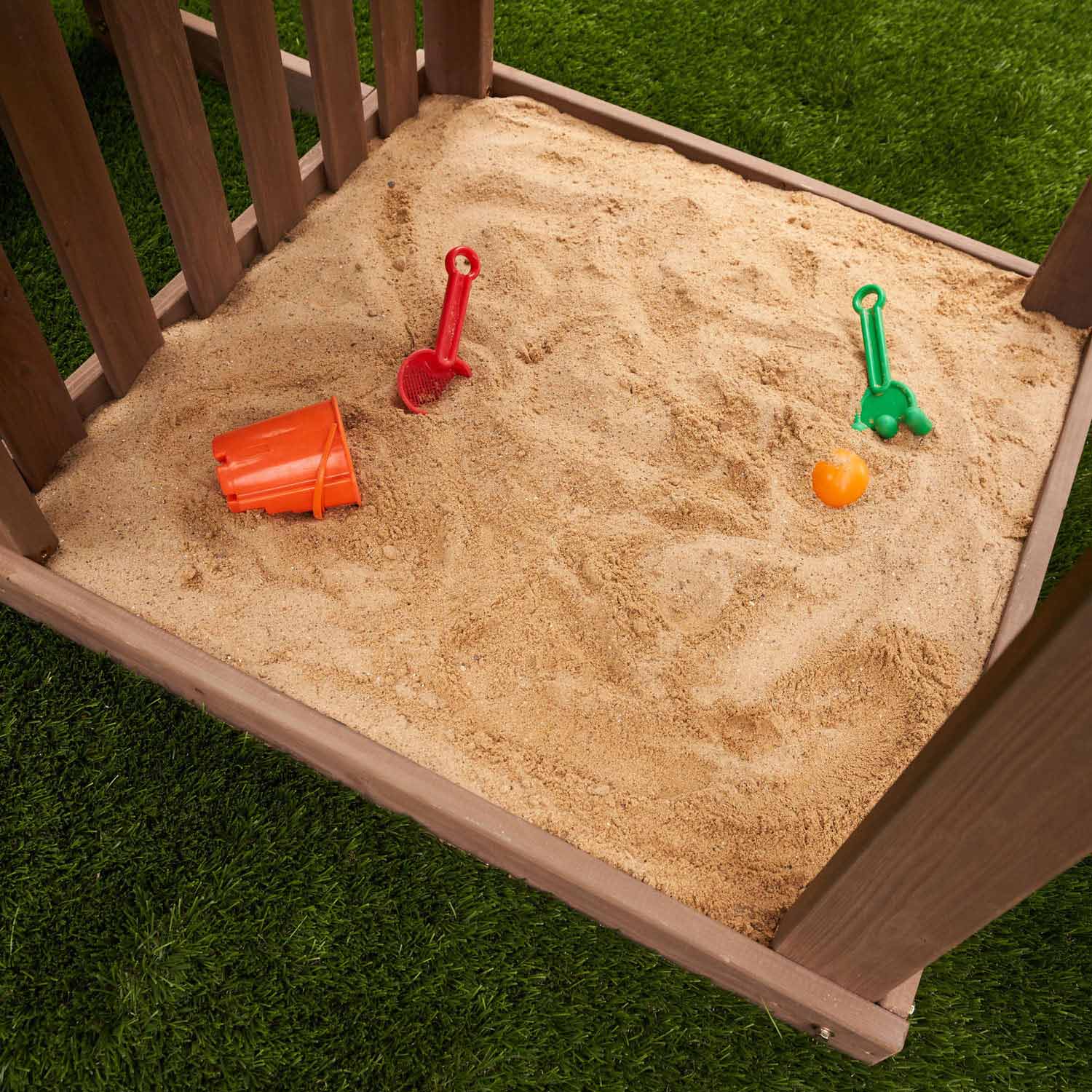 KidKraft Houten Speeltoren met Glijbaan en Schommels