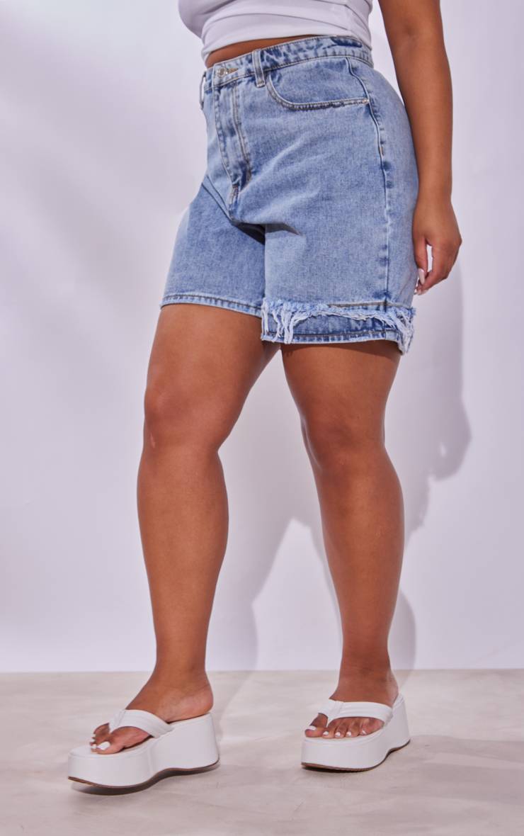 Light Blue Wash Short En Jean Long Effet Usé Grande Taille