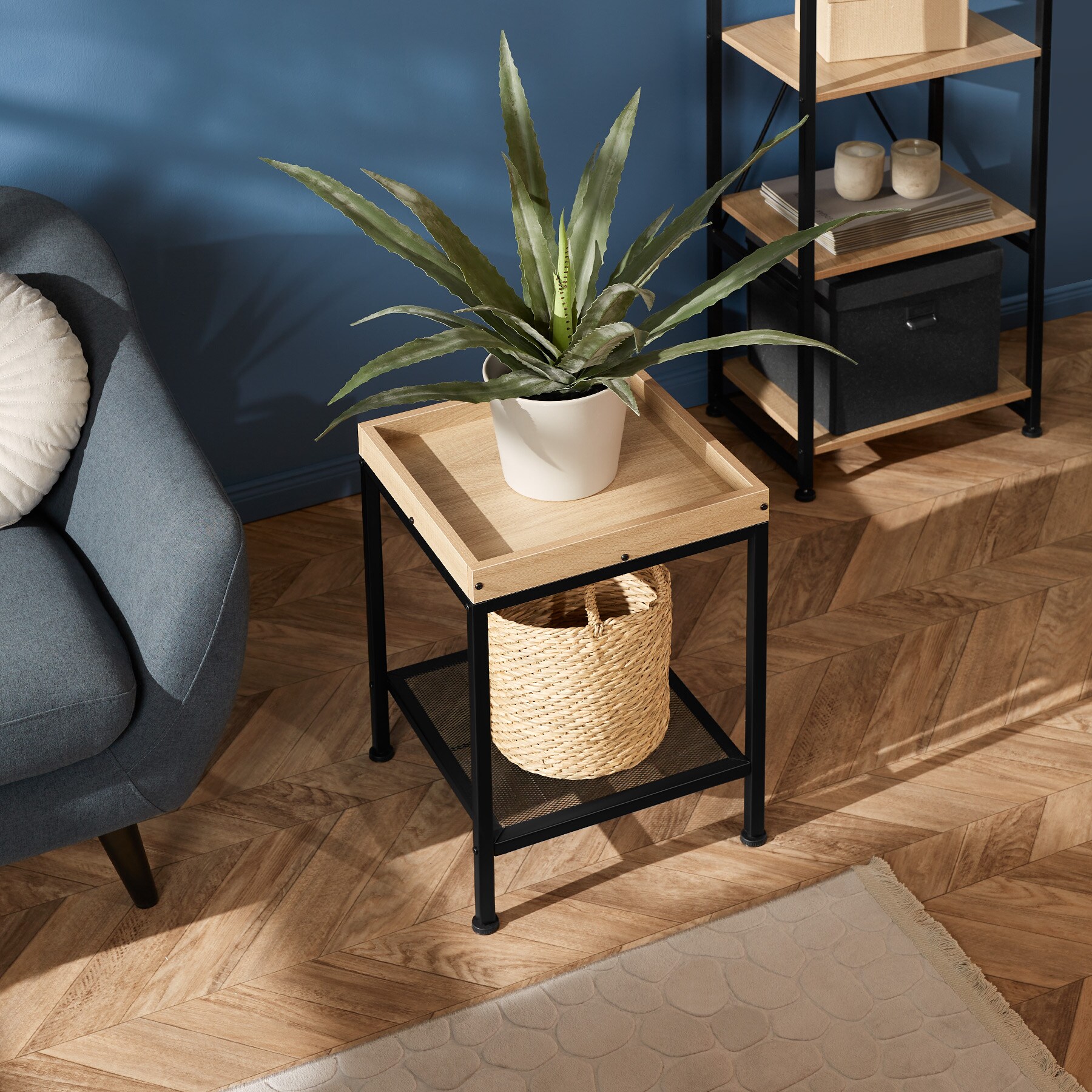 tectake® Beistelltisch, Industrial Style, mit Ablage in Tablettform und Gitterablage, 41,5 x 41 x 56 cm