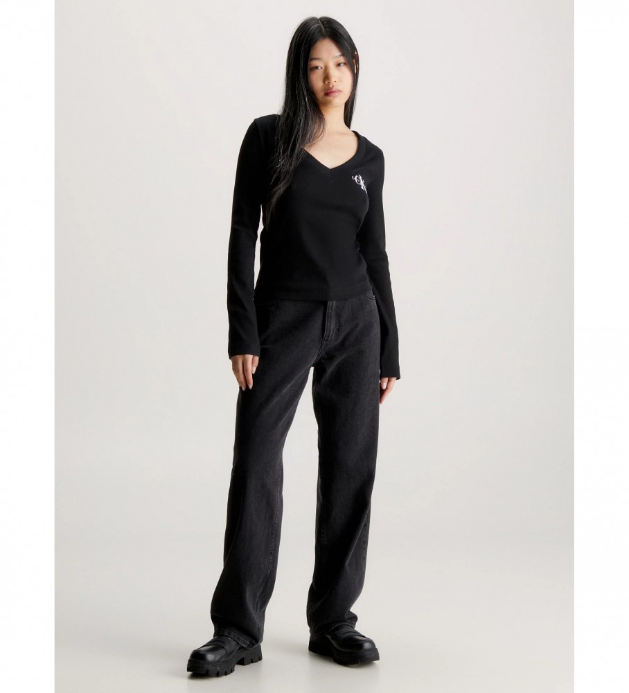 Blusa Calvin Klein Jeans Slim Fit com Decote em V e Textura Canelada na cor Preta