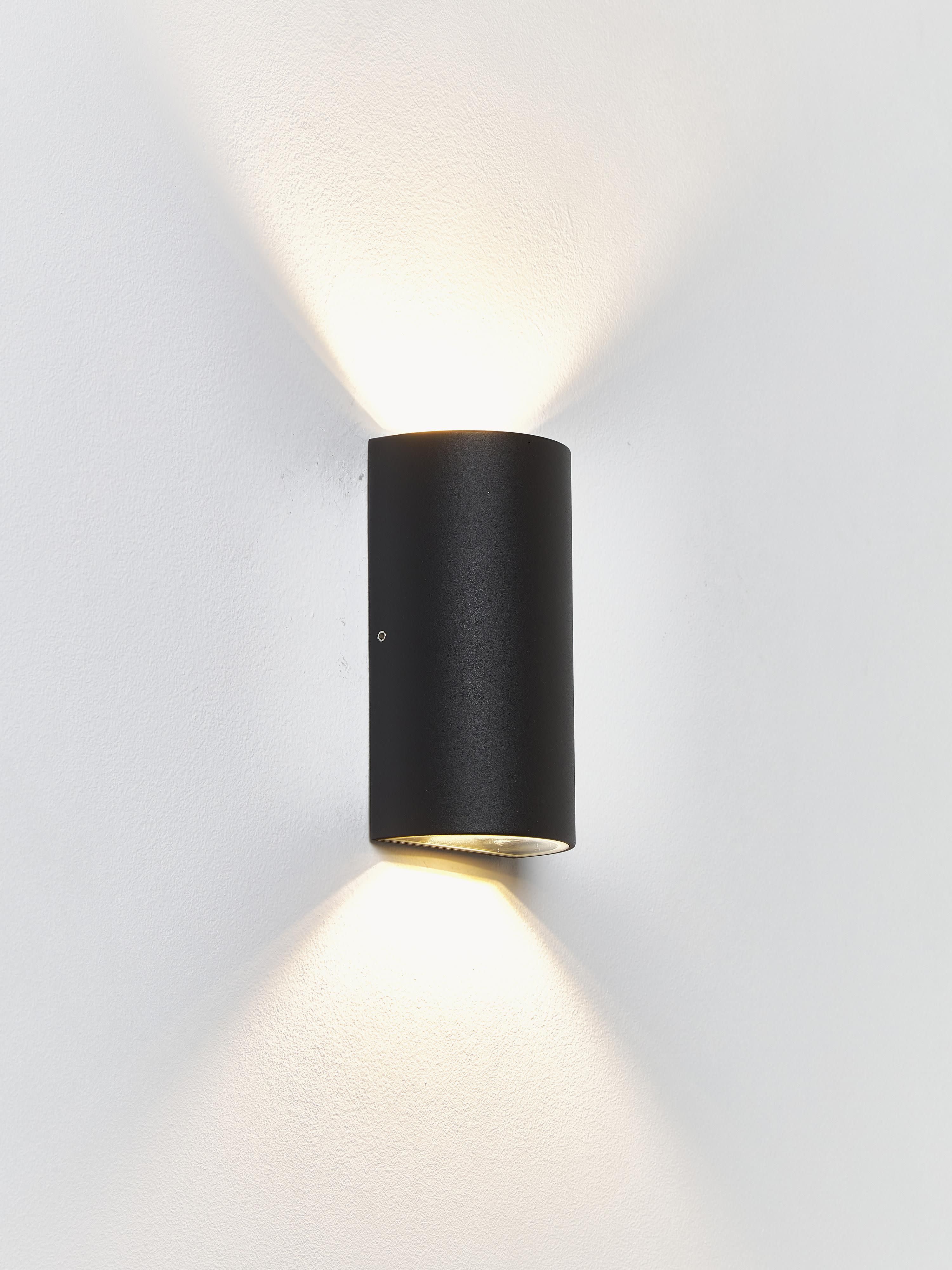 Outdoor wandlamp Rold
