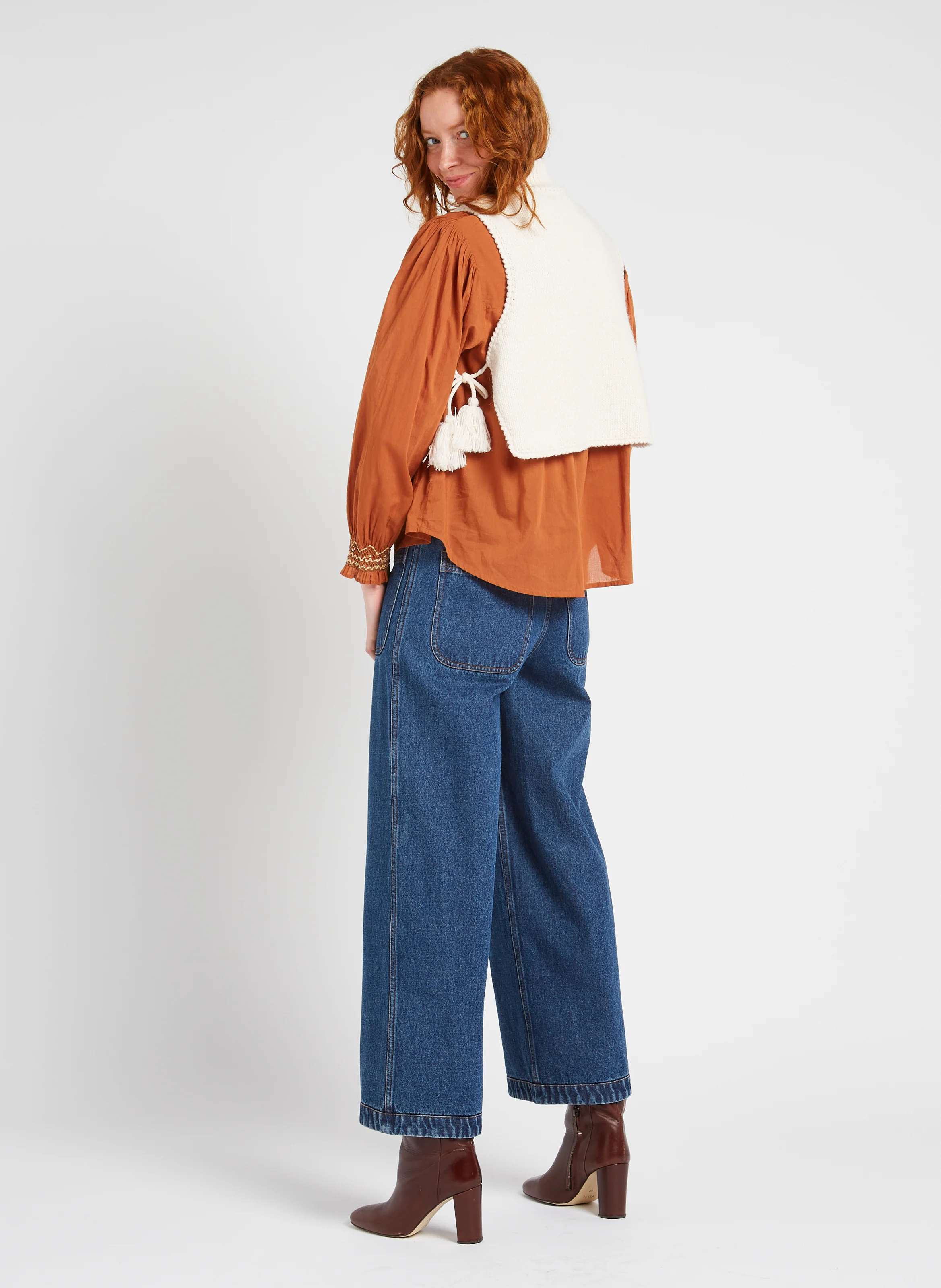 LOUISA - Blouse ample brodée en coton bio | Marron