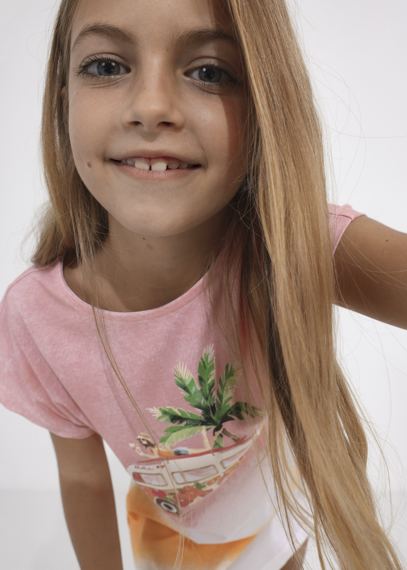 Vestido infantil de algodão com estampa tie-dye