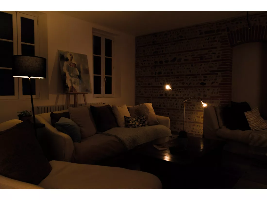 Ampoule LED multicolore connectée 7W B22 - Beewi by Otio