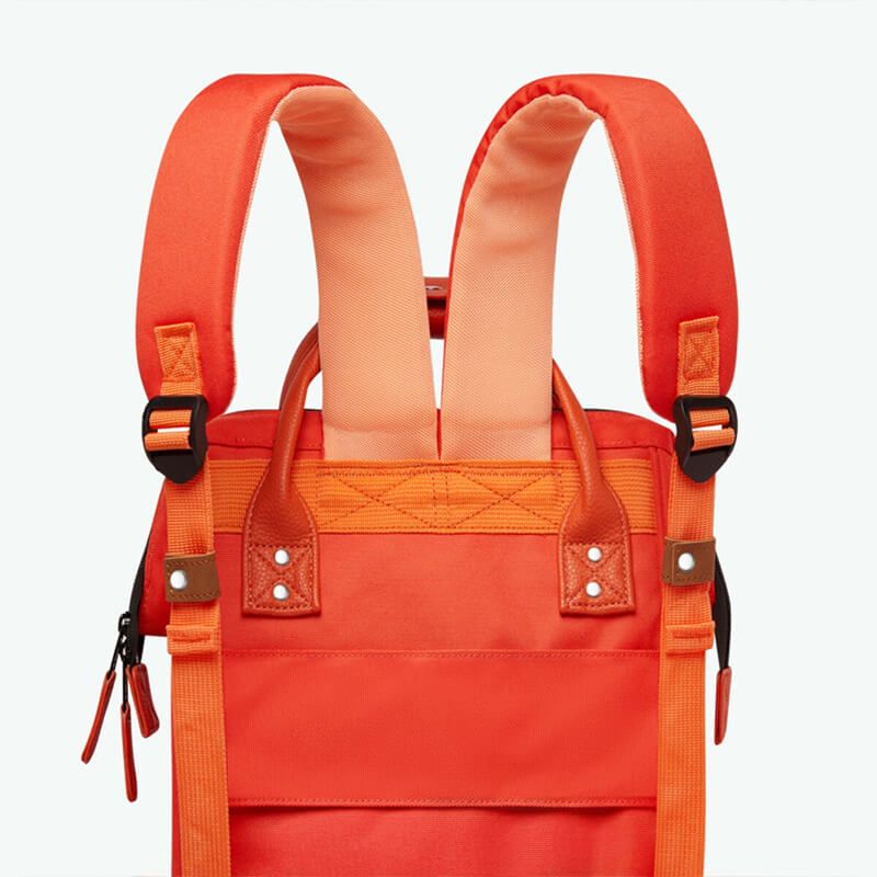 Sac à dos Adventurer Medium 23 litres + 2 grandes pochettes Alicante