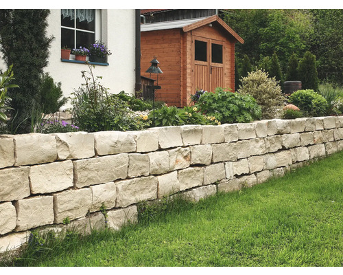 FLAIRSTONE wandsteen van Duitse Jurakalksteen, grijsgeel, 25/50 x 15/25 x 10/15 cm, PAL = 2 m² zichtbaar oppervlak