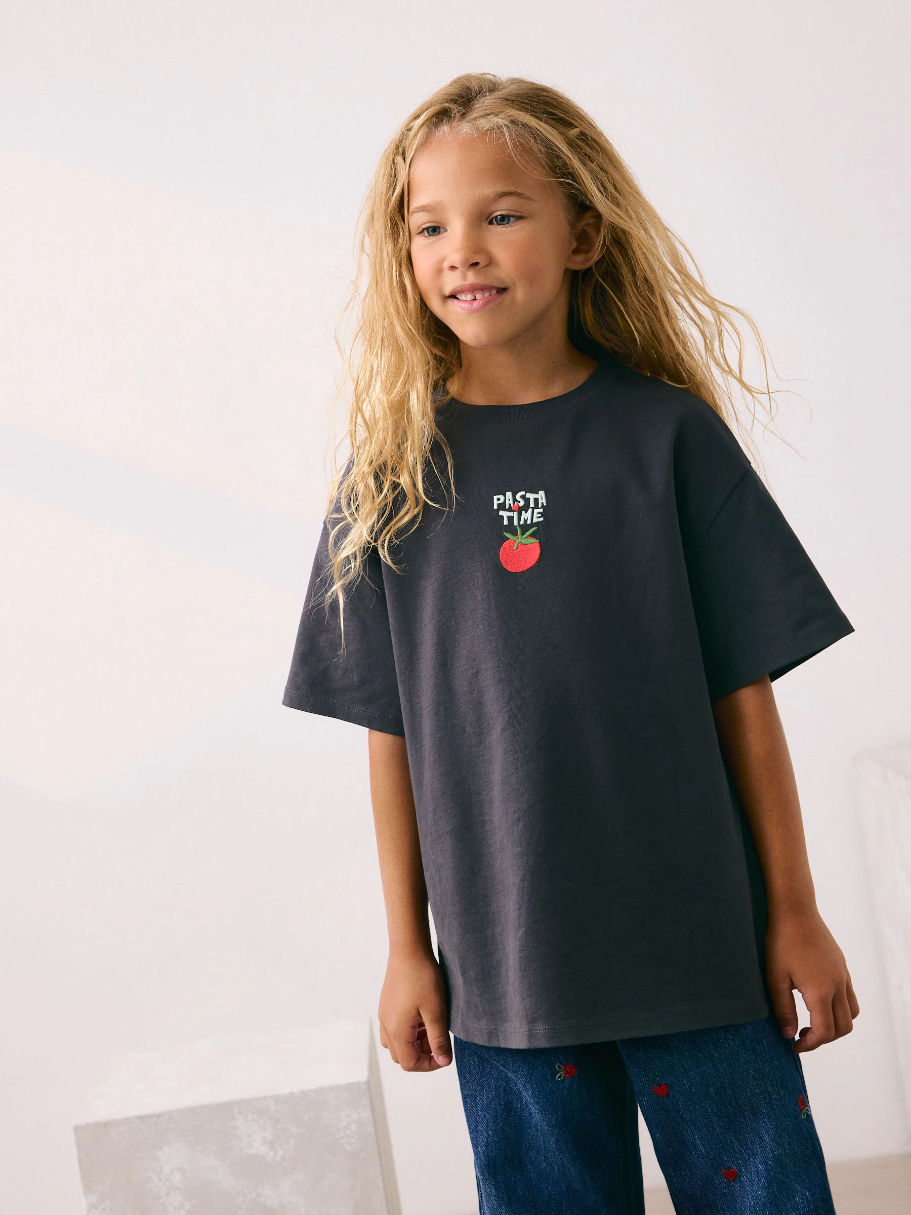 Charcoal Pasta - Oversized T-shirt met grafische print (3-16jr)