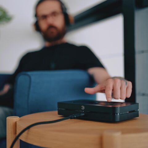 Bluesound NODE – compacte en veelzijdige hifi-muziekstreamer Zwart