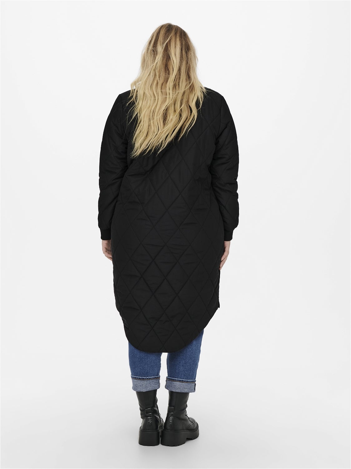 CARCARROT Steppjacke Black