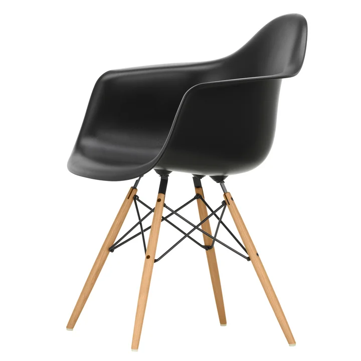 Vitra - Eames Plastic Armchair DAW RE, Esche honigfarben / tiefschwarz (Filzgleiter weiss)