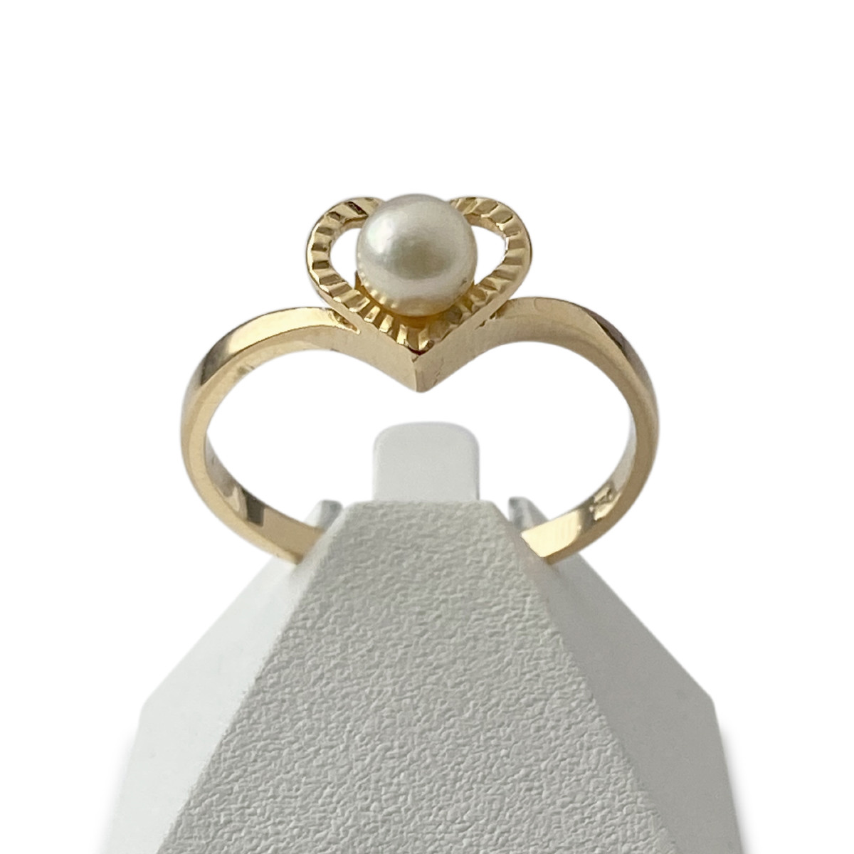 Bague d'occasion or 750 jaune perle de culture blanche