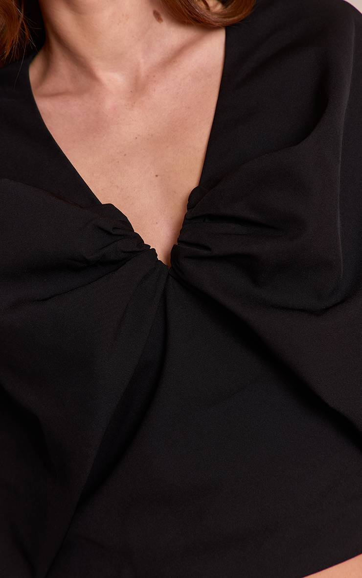 Noir Haut Long Tissé Froncé À Décolleté Plongeant Et Manches Longues