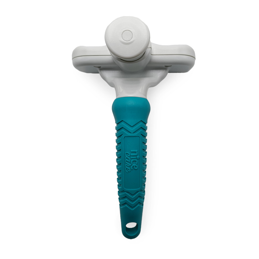 Sim! Escova universal para remover pelos mortos de cães e gatos com pH neutro.