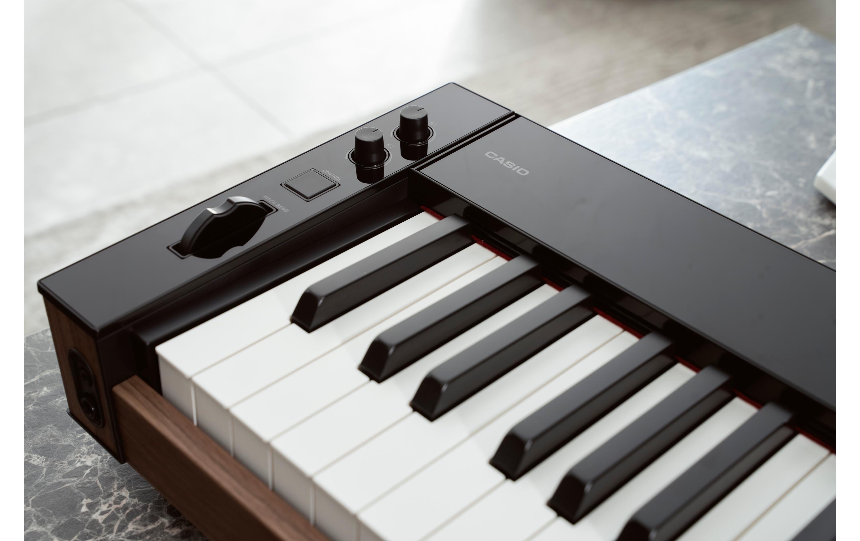 E-Piano Privia PX-S6000 – Schwarz<br>Digitalpiano mit dem authentischen Anschlag eines Flügels, innovativer Klangtechnologie und stilvollem Gehäuse mit Holzdekor