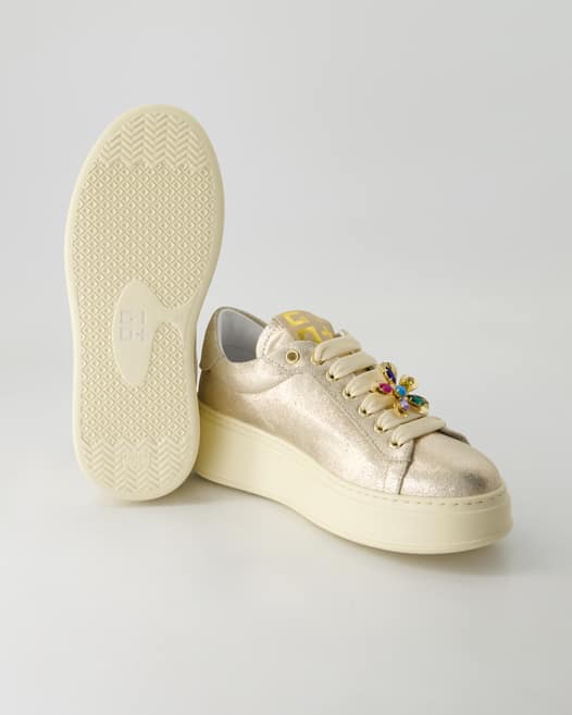 GIO+ PIA Sneaker in Gold