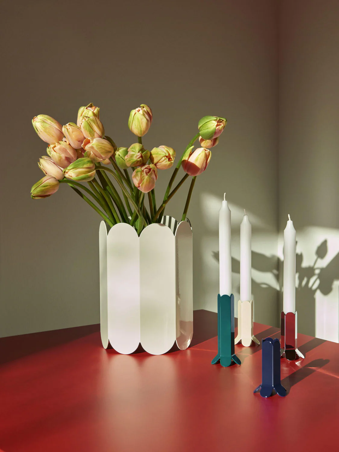 HAY  Arcs Vase  - White