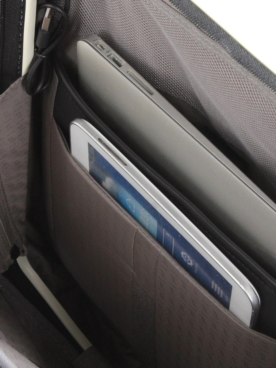 Valise Porsche Design Roadster Hardcase 55 cm - Poche Frontale