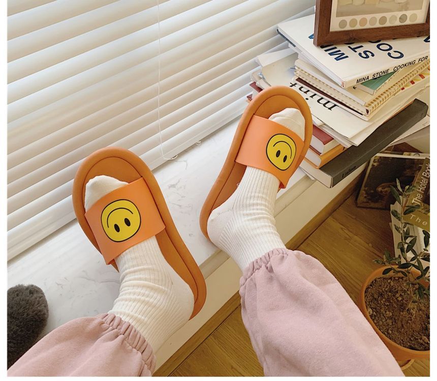 ZORI - Print Home Slippers