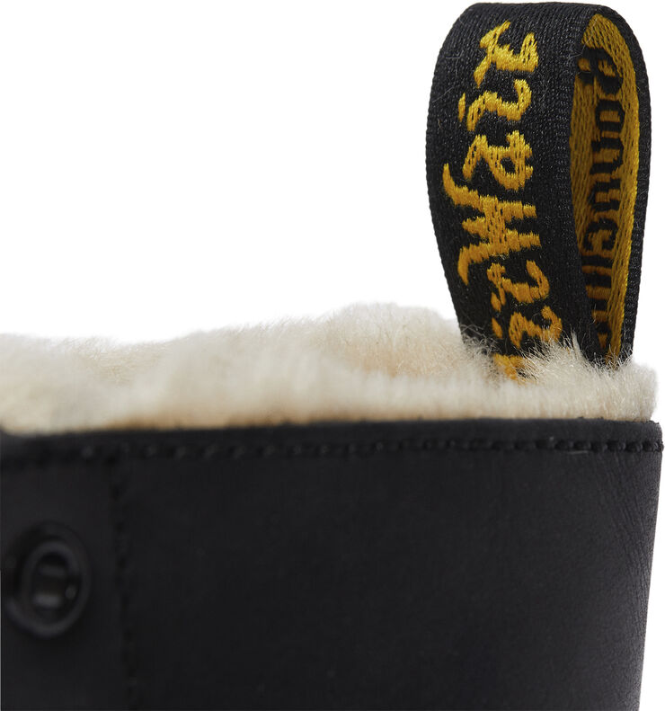 Dr. Martens Serena Black