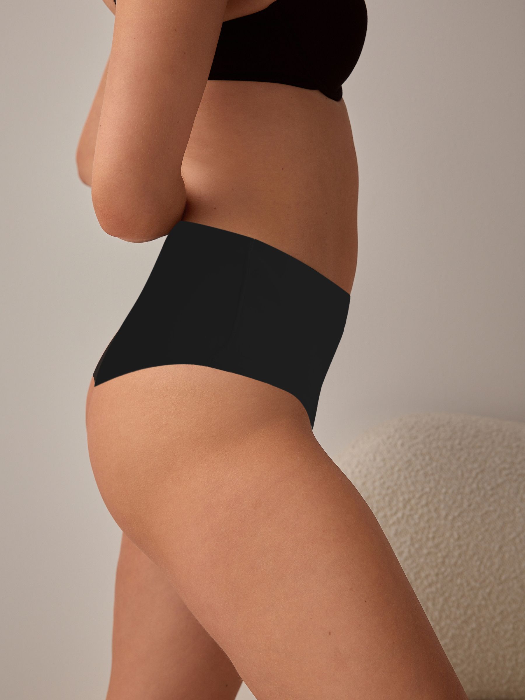 Zwart - No VPL Tummy Control Shaping Knickers