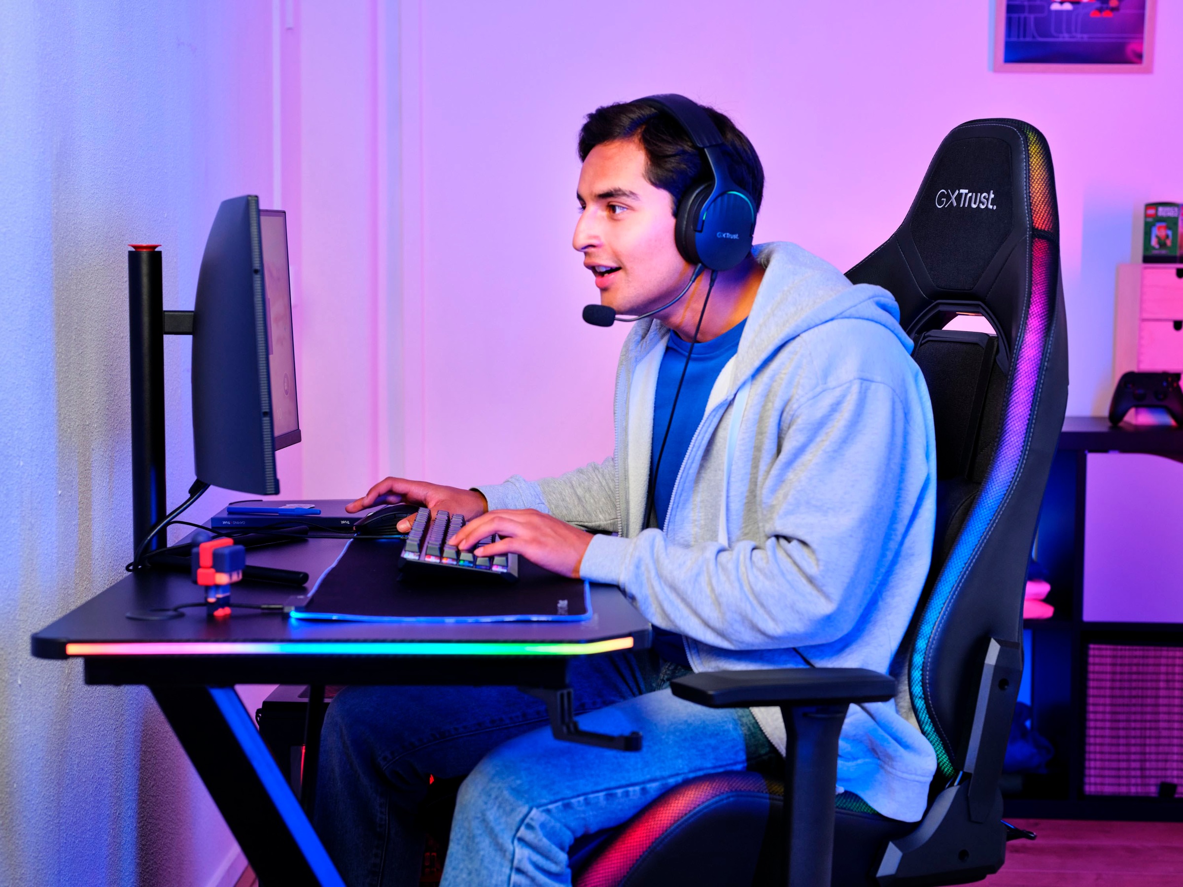 Trust Gaming-Stuhl »GXT719 RUYA RGB« ()