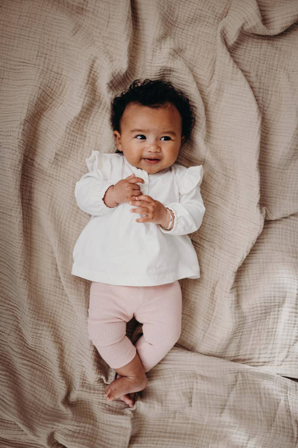 LEVV baby basic top LNORANOS met ruches offwhite