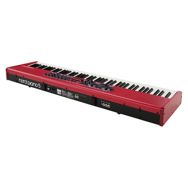 Clavia Nord Piano 5 88 Wood Stand Bundle